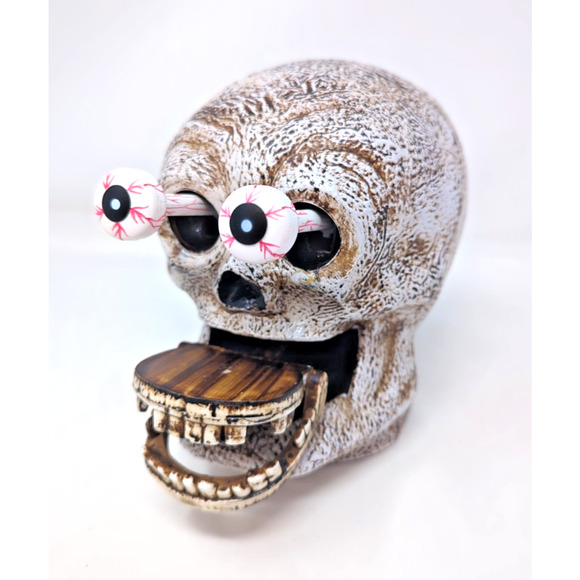 Creepy Talking Sound Activated Scary Skull Pop Out Eyes & Teeth 5 Sayings WORKS - Picture 1 of 5